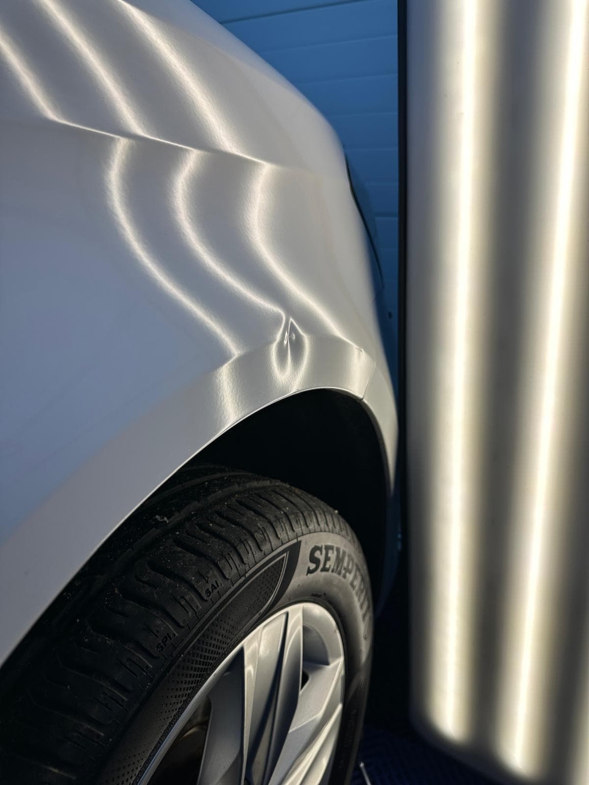 Aripa in zona pasajului rotii inainte de reparatie PDR